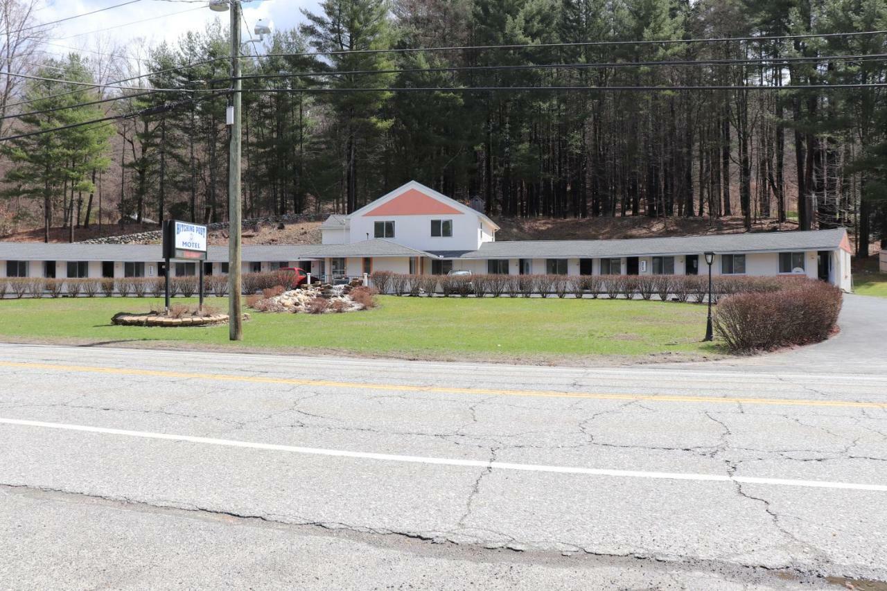 Hitching Post Country Motel Cornwall Exteriér fotografie